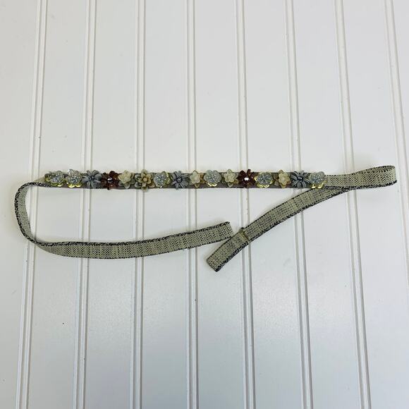 Beaded Flowers Stretch Belt Narrow Boho Shabby Chic Cottage - Picture 1 of 4